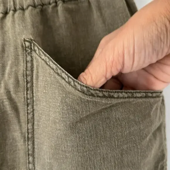 Free People Tomboy Raw Hem High Waisted Shorts Green Size Small Linen - Picture 5 of 11